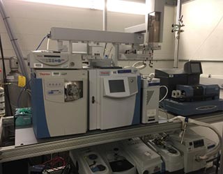sample-char-f lab equipment
