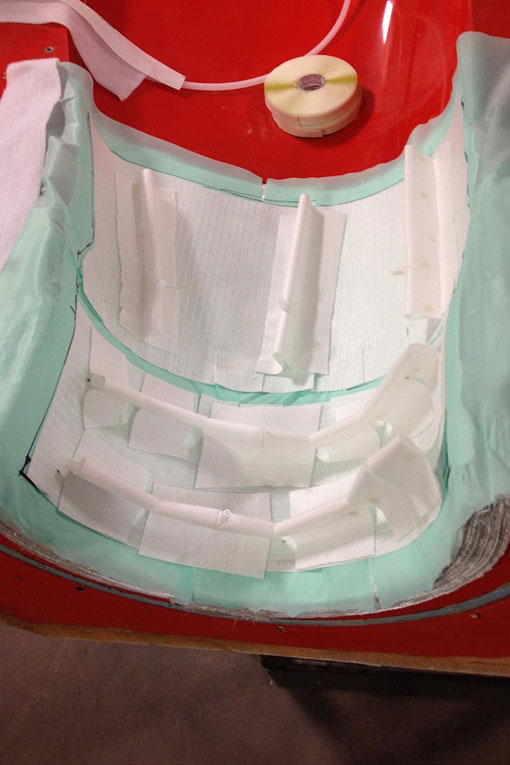 blade-section-manufacturing-2-62032 The thermoplastic blade section manufacturing process involves a second layer of fiberglass and Compoflex flow media.