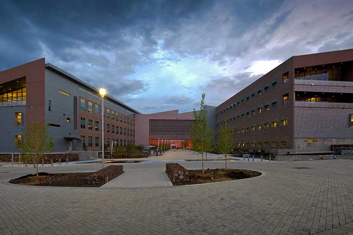 Net-zero energy Research Support Facility